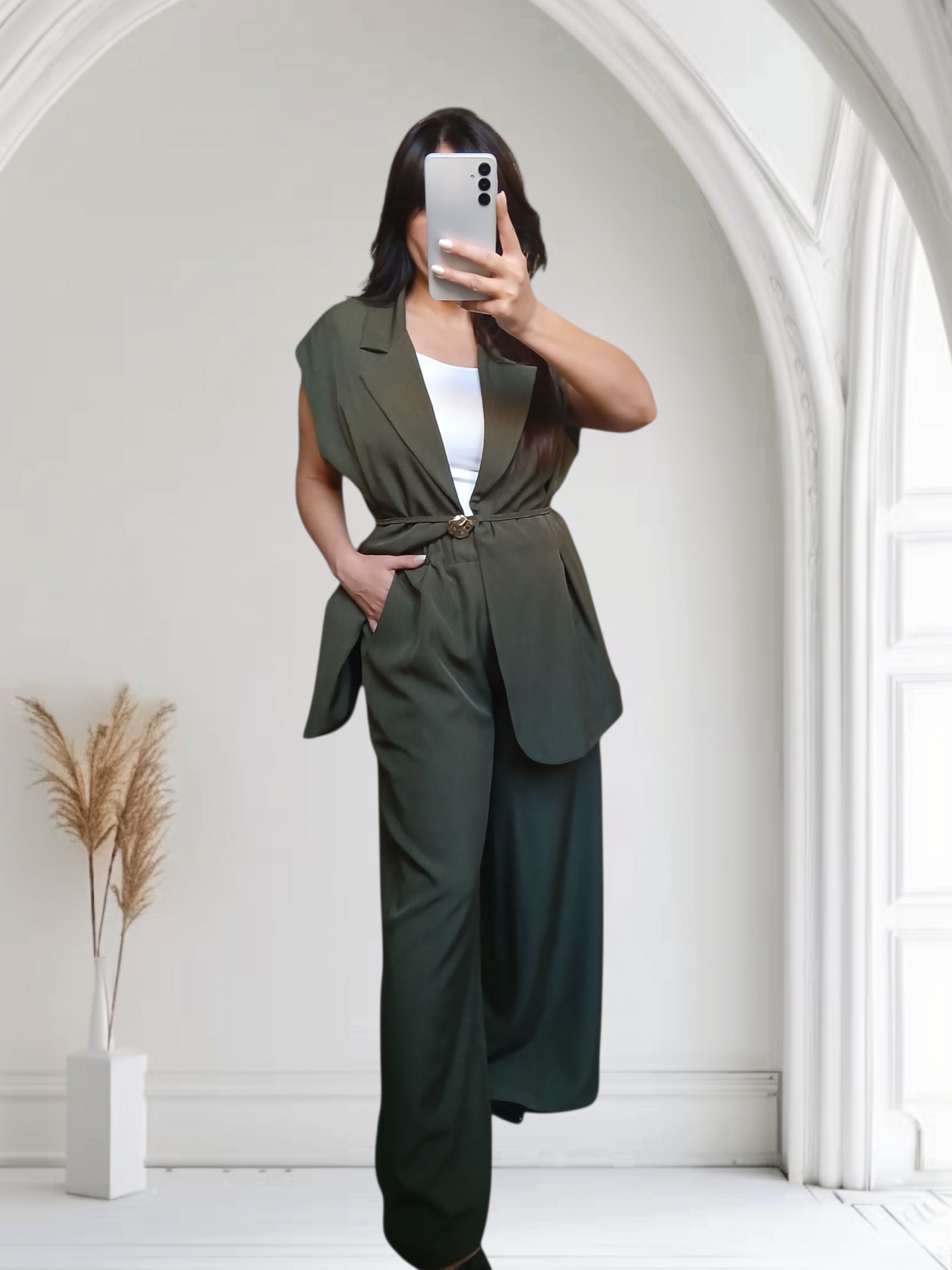 Ensemble kaki