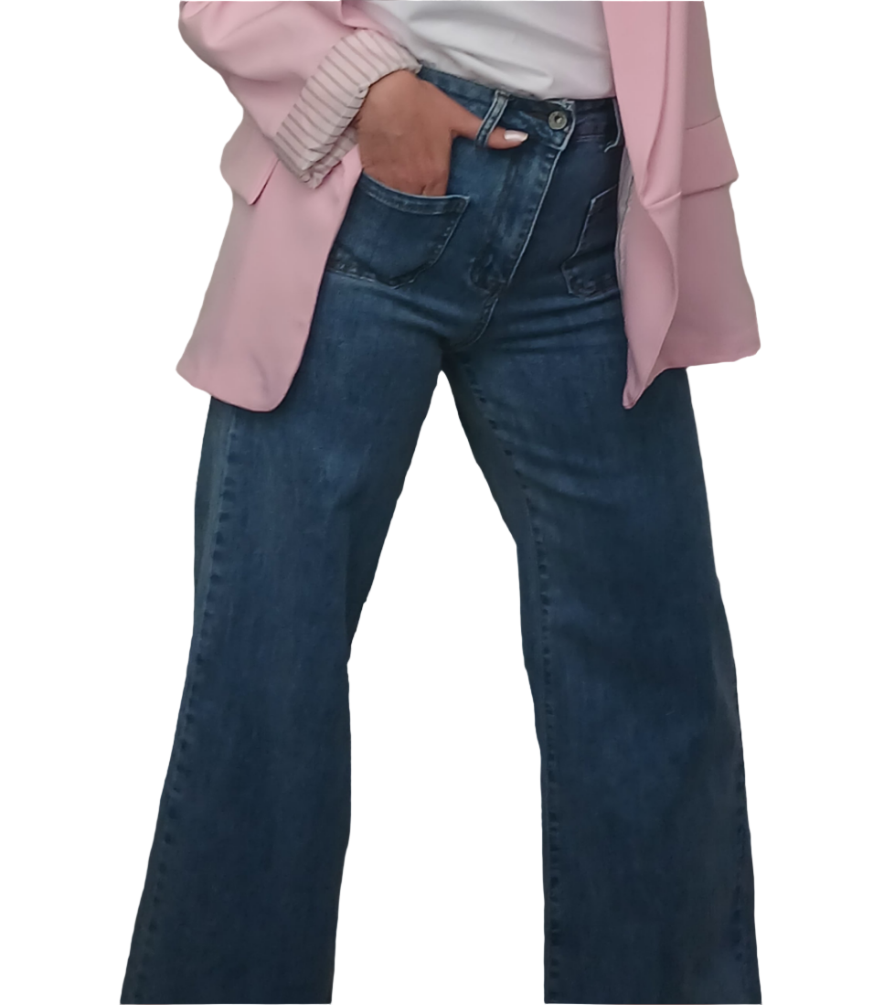 Jean Flare Femme Taille Haute – Coupe Évasée et Tendance 2025 | Fashion Muse Avenue