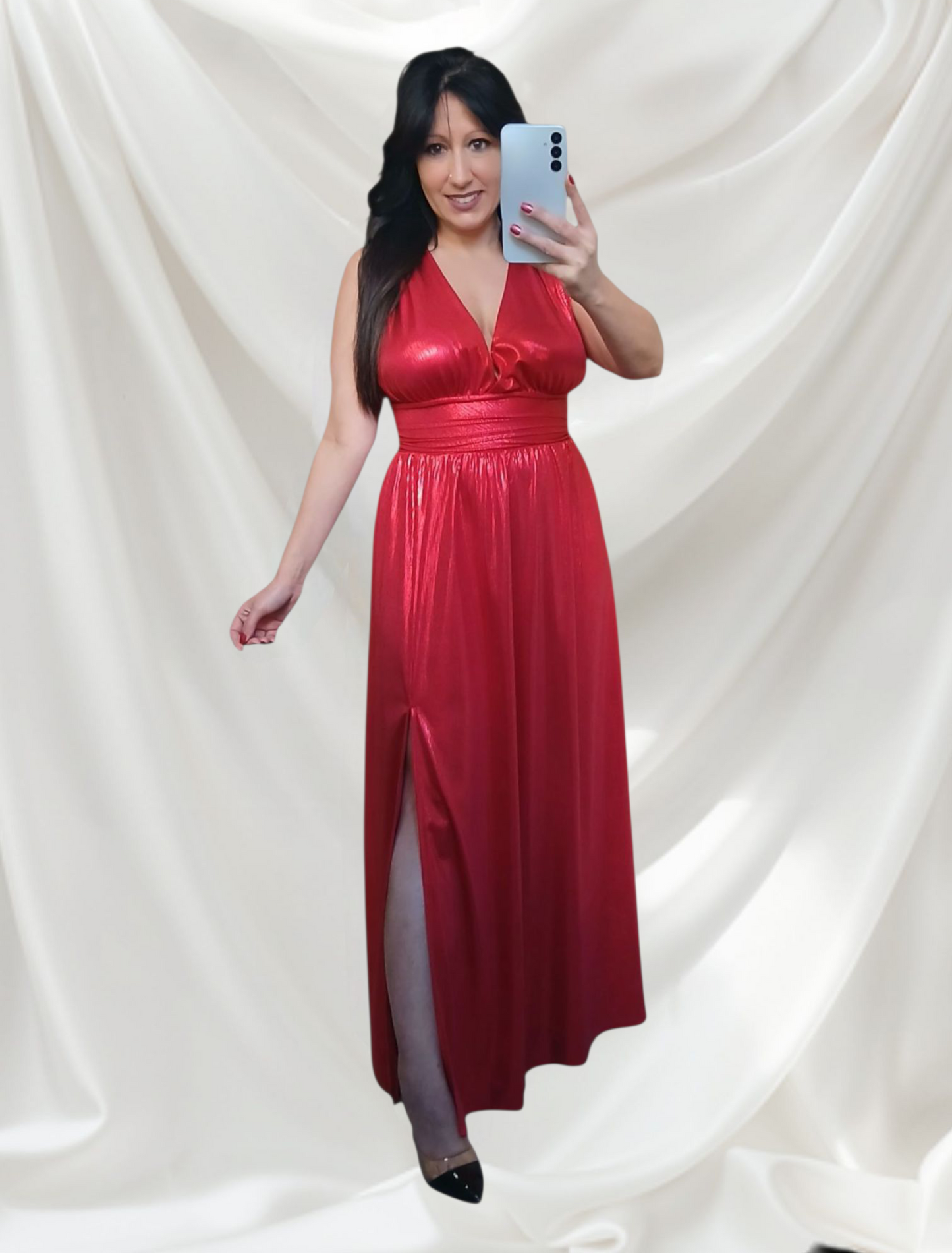 Robe de soirée longue rouge fendue en tissu brillant – Élégante et glamour