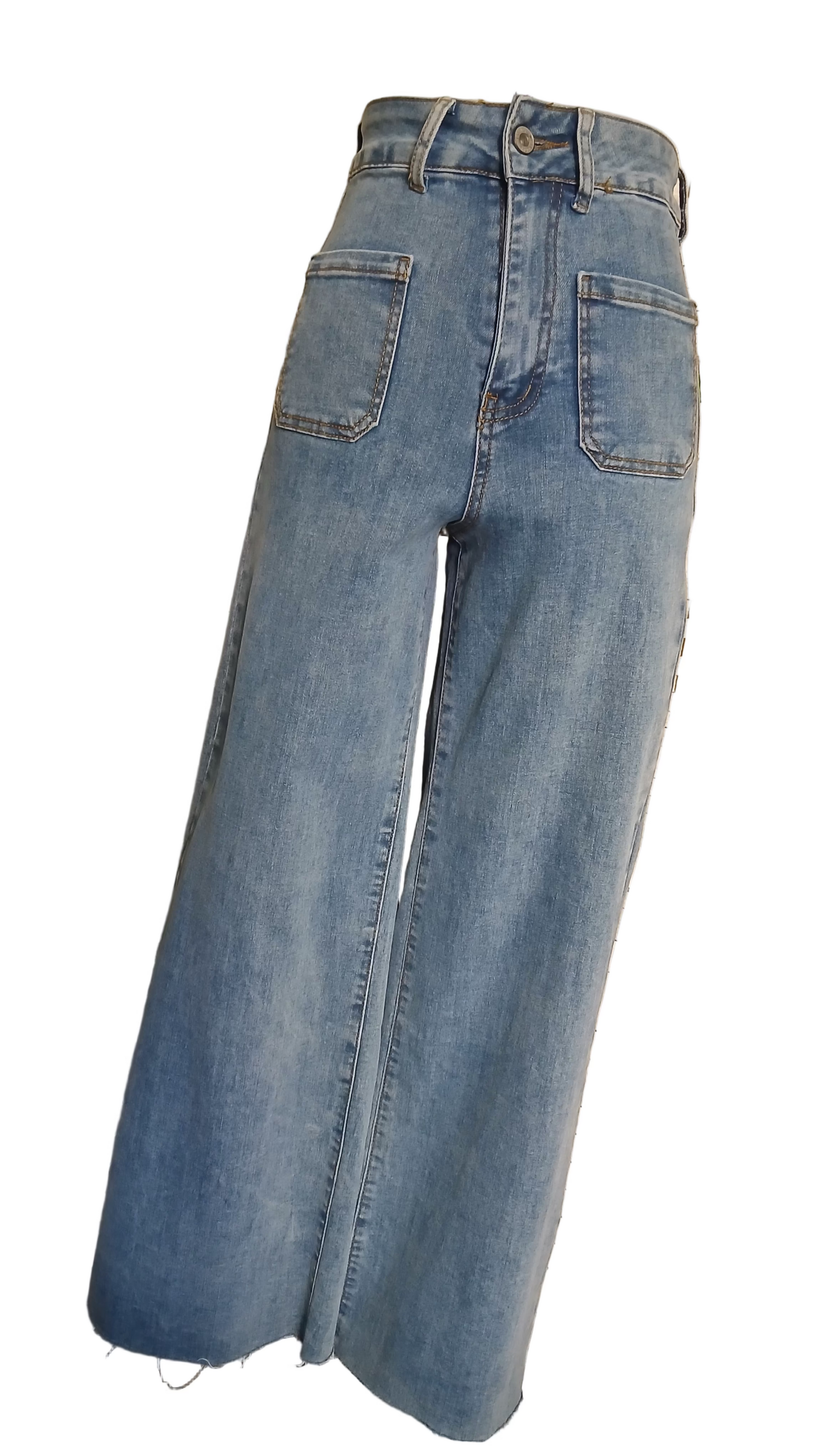 Jean Flare Femme Taille Haute – Coupe Évasée et Tendance 2025 | Fashion Muse Avenue