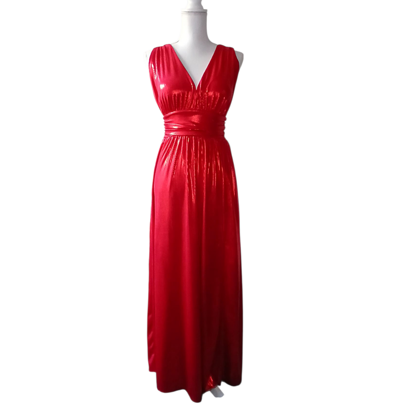 Robe de soirée longue rouge fendue en tissu brillant – Élégante et glamour