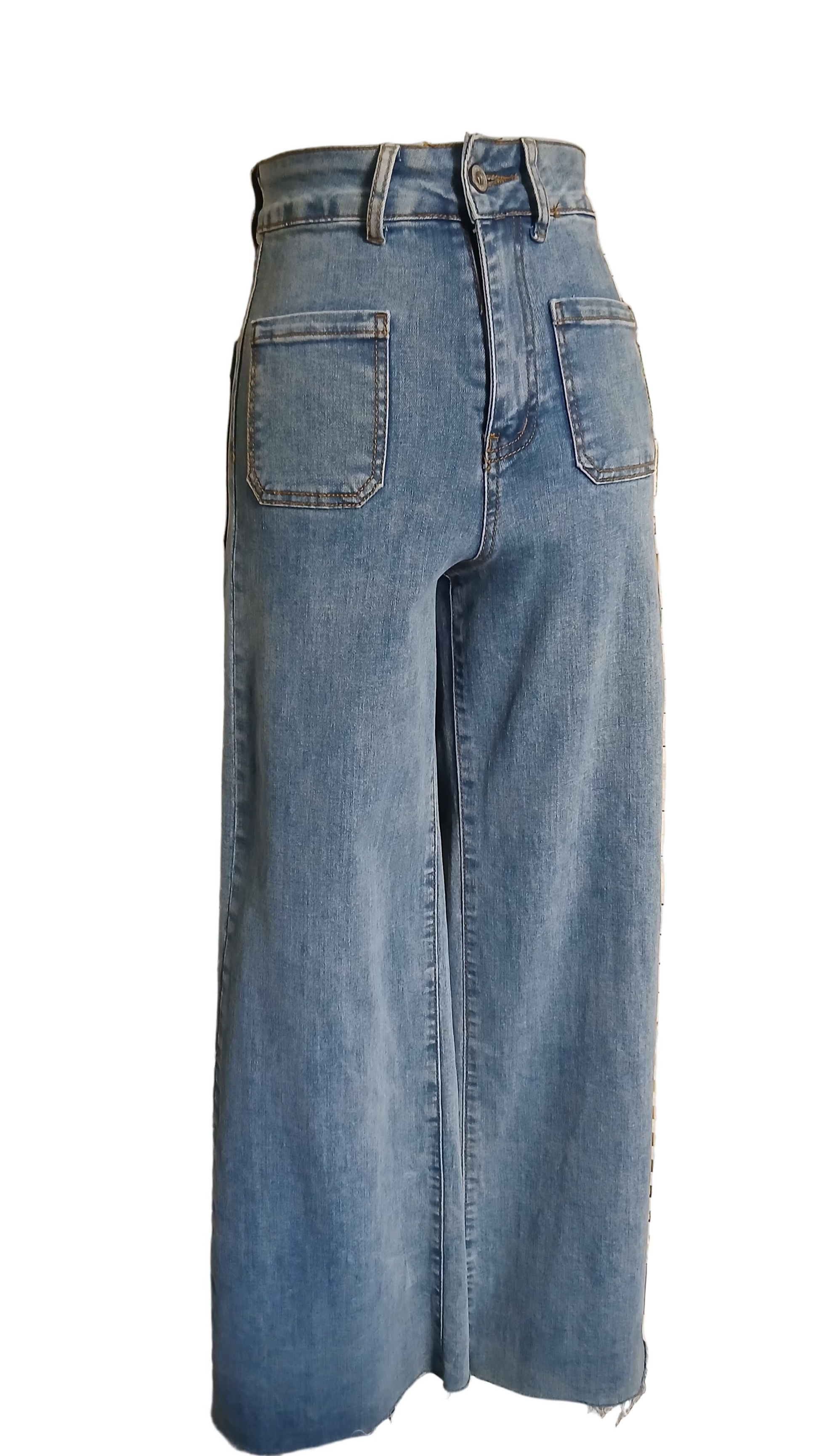 Jean Flare Femme Taille Haute – Coupe Évasée et Tendance 2025 | Fashion Muse Avenue