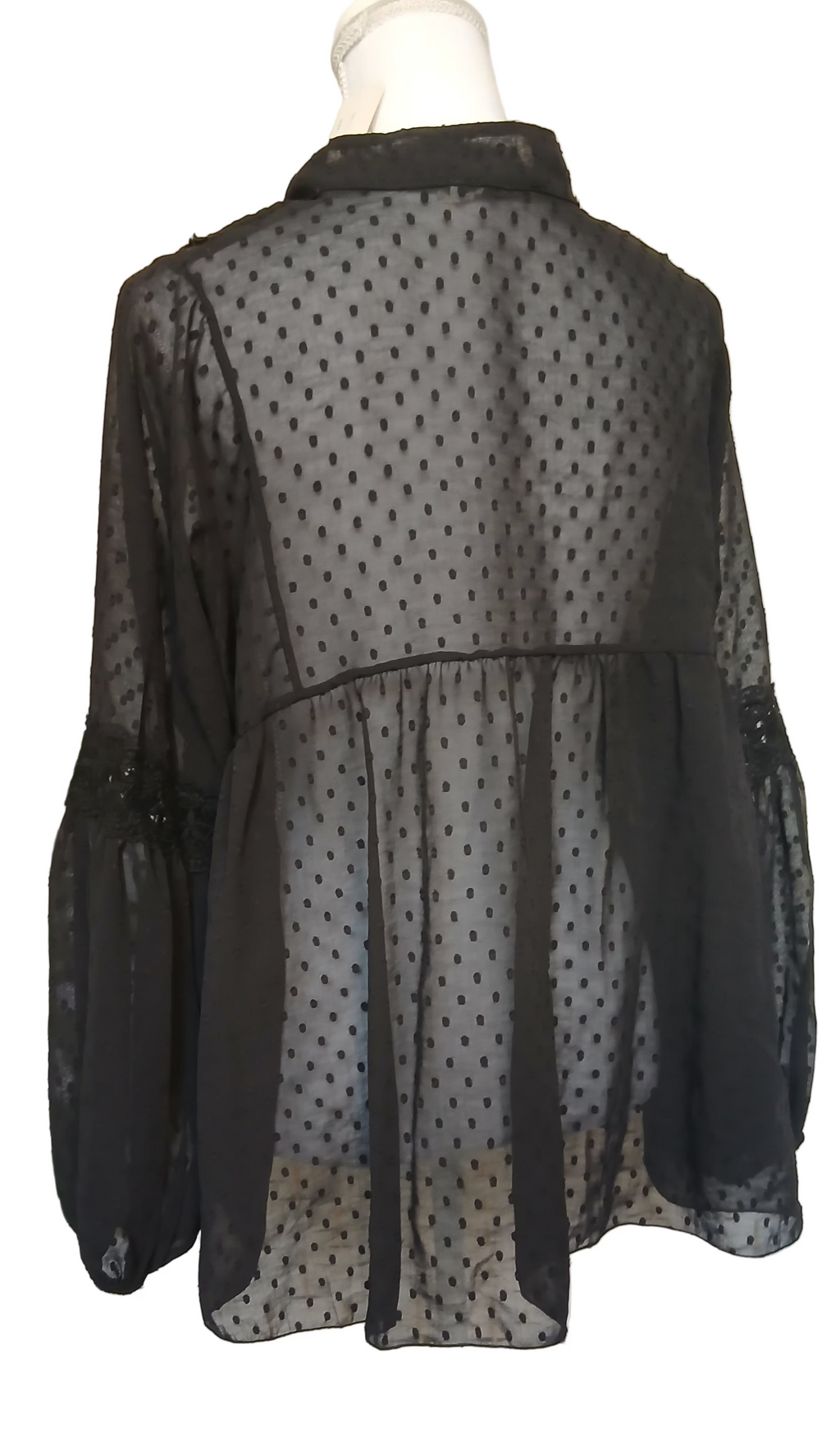 Blouse noire en mousseline